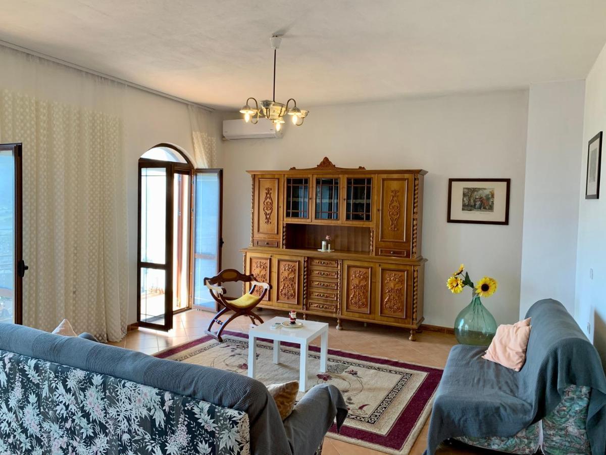 Guesthouse Villa Rosa Μπεράτ Εξωτερικό φωτογραφία