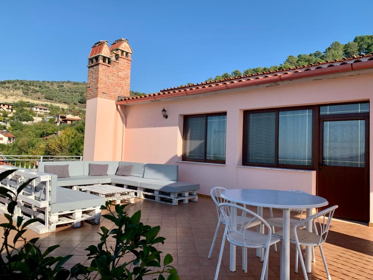 Guesthouse Villa Rosa Μπεράτ Εξωτερικό φωτογραφία