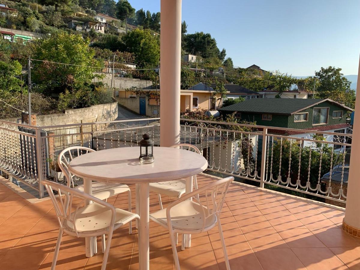 Guesthouse Villa Rosa Μπεράτ Εξωτερικό φωτογραφία