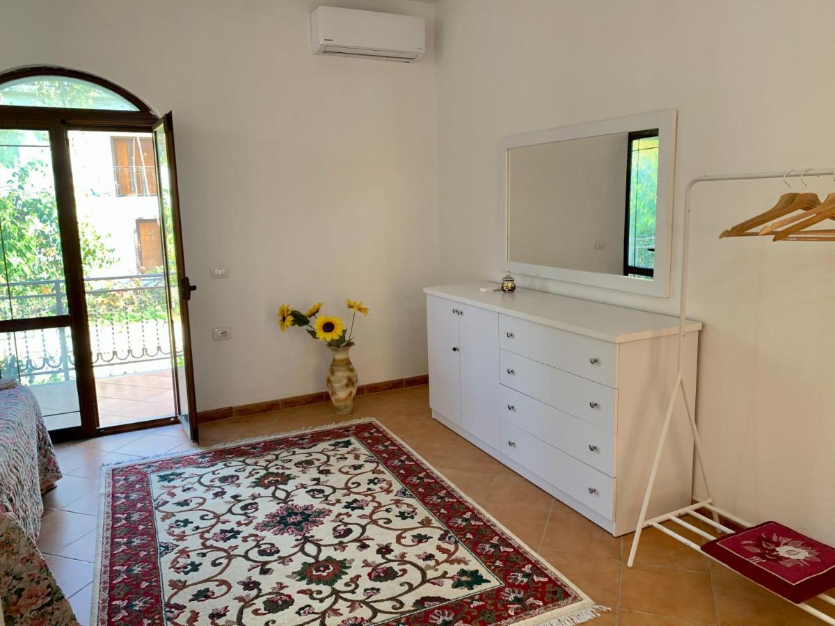 Guesthouse Villa Rosa Μπεράτ Εξωτερικό φωτογραφία