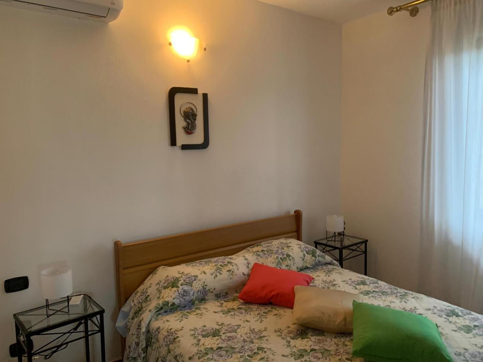 Guesthouse Villa Rosa Μπεράτ Δωμάτιο φωτογραφία