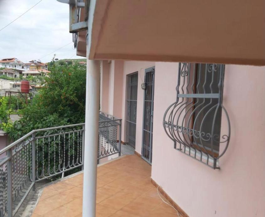 Guesthouse Villa Rosa Μπεράτ Δωμάτιο φωτογραφία